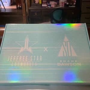 Jeffery Star and Shane Dawson sliver pig mirror